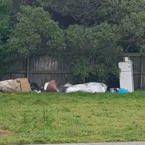 Rubbish/Recycling, a report photo