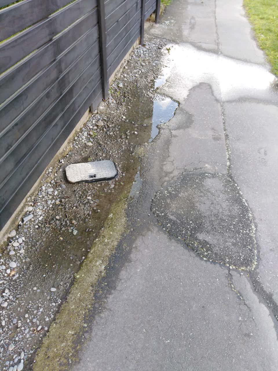 The photograph attached to this water supply report