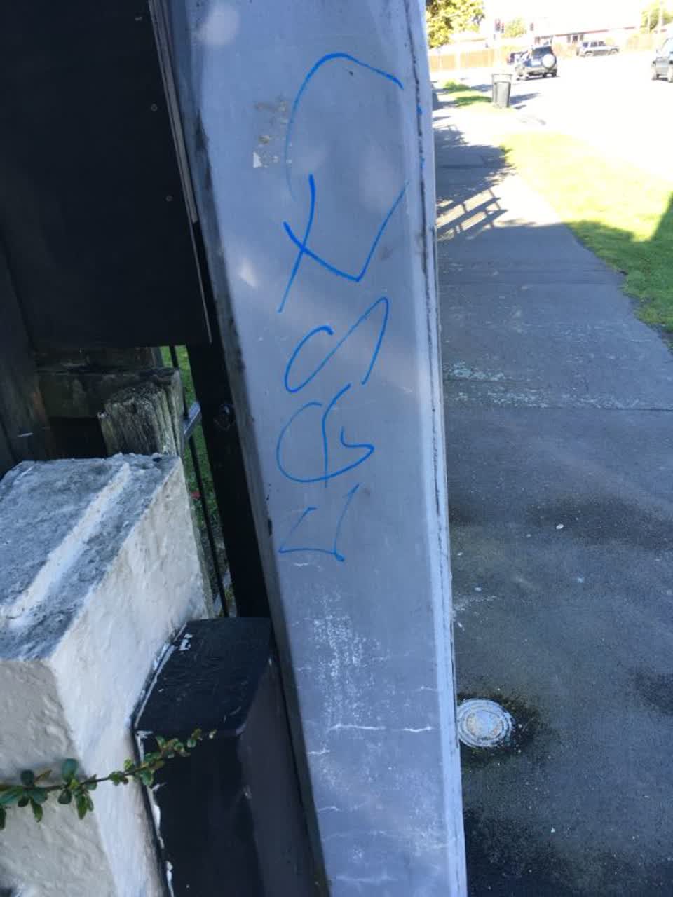 The photograph attached to this graffiti report