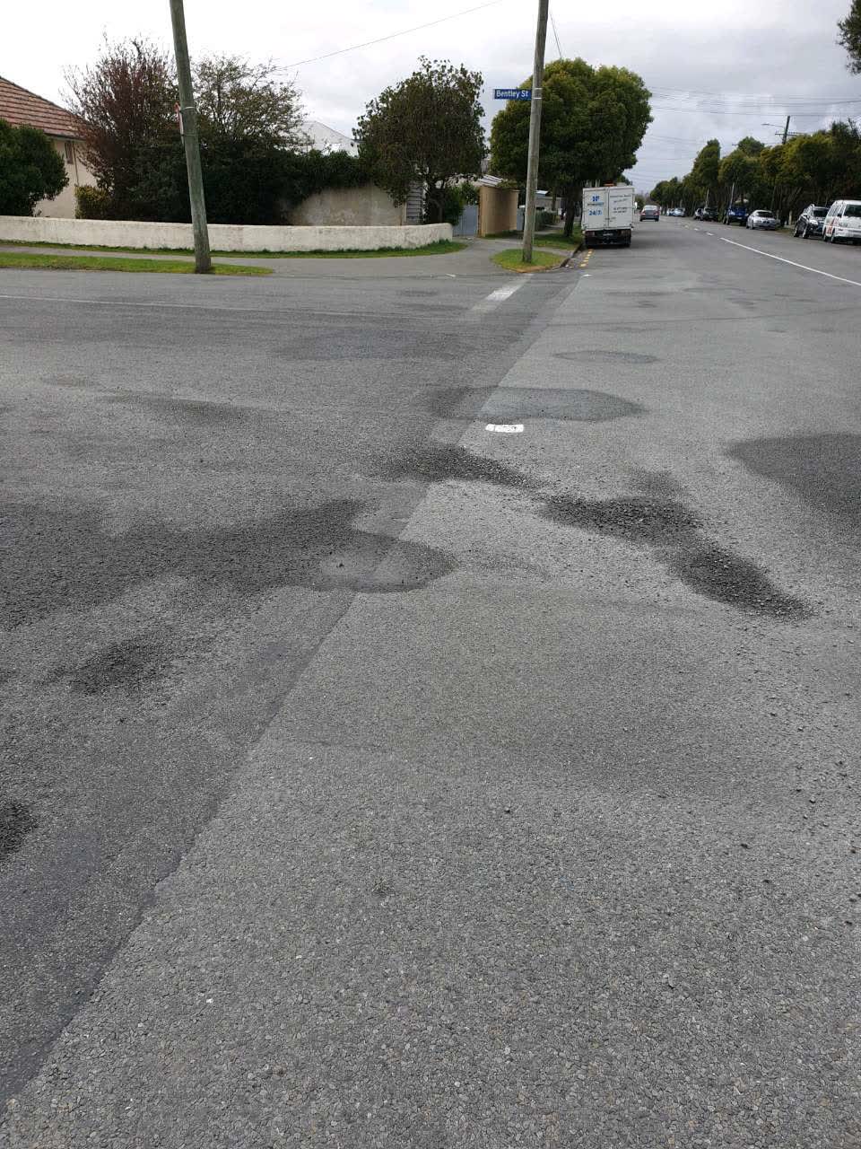The photograph attached to this roading/streets report