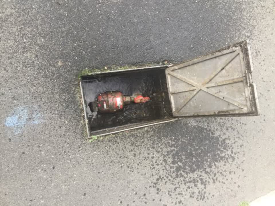 The photograph attached to this water supply report