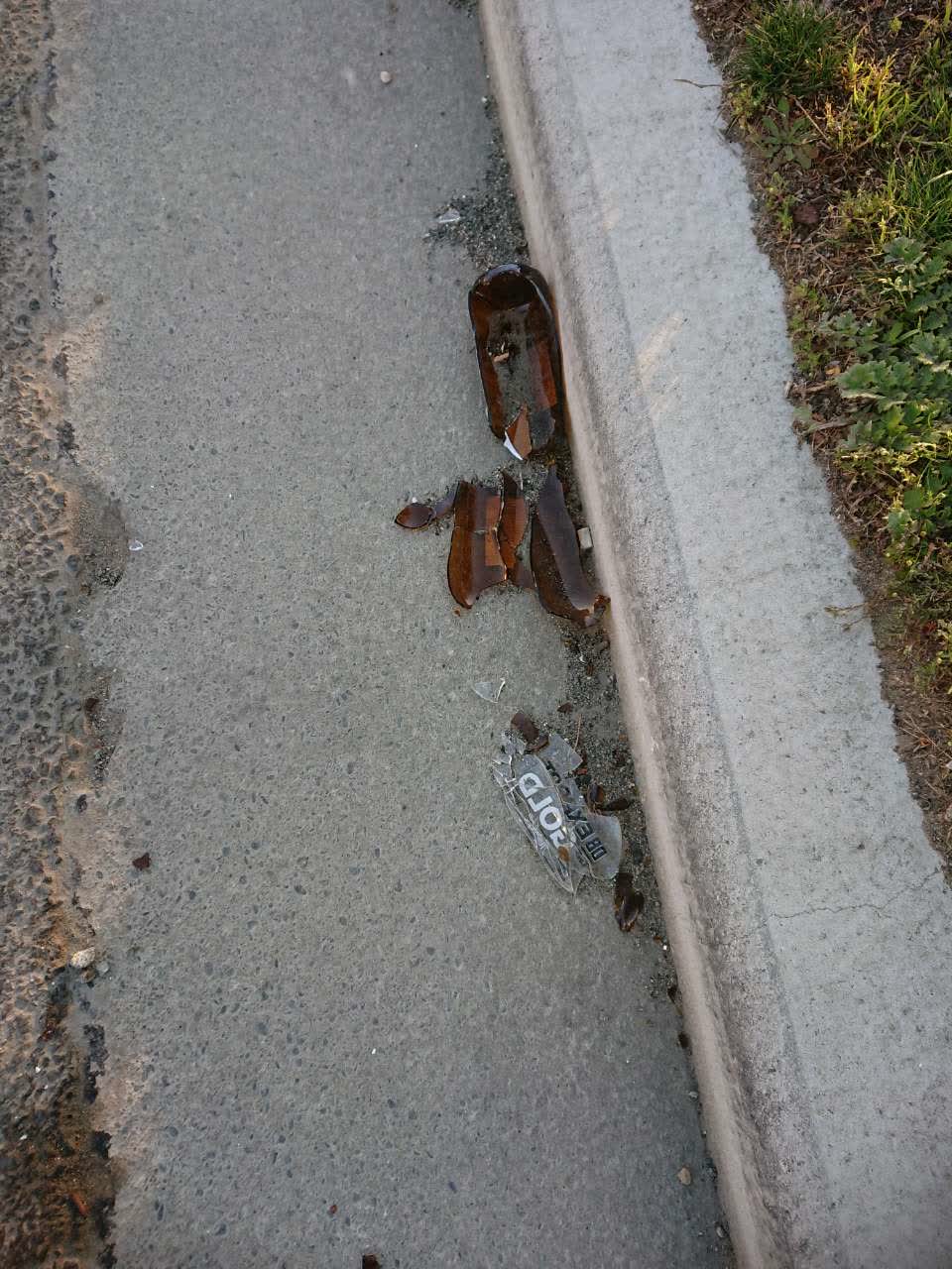 The photograph attached to this roading/streets report