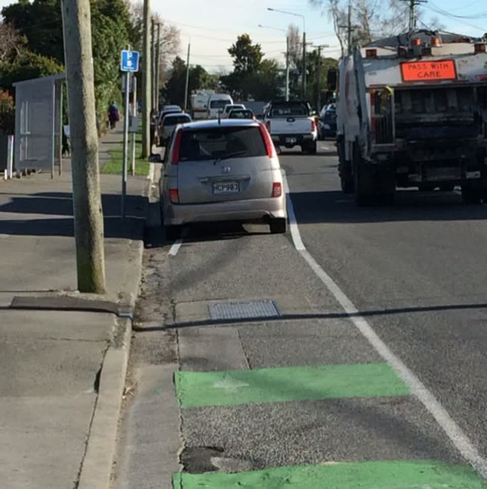 The photograph attached to this roading/streets report