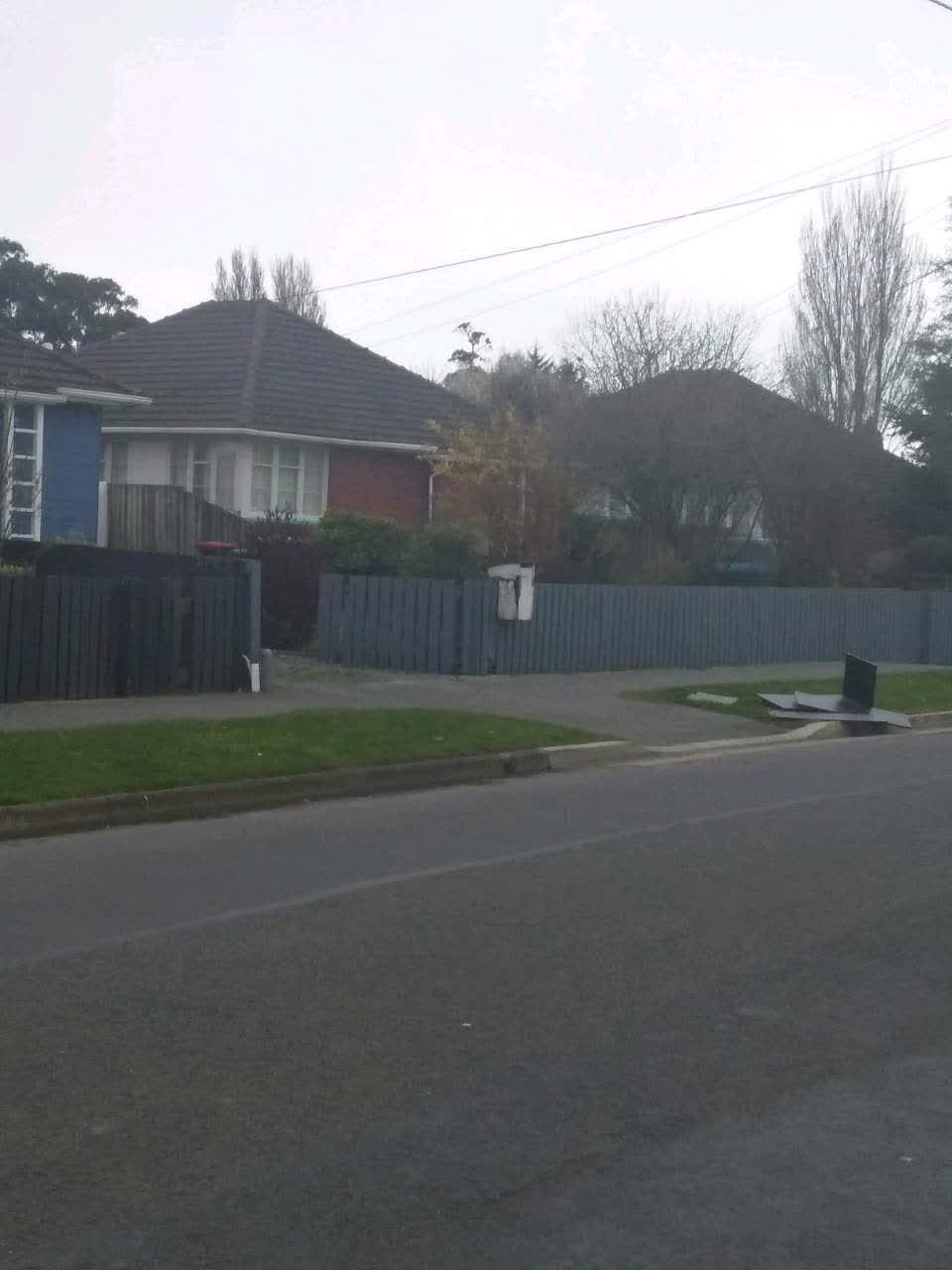 The photograph attached to this rubbish and bins - general report