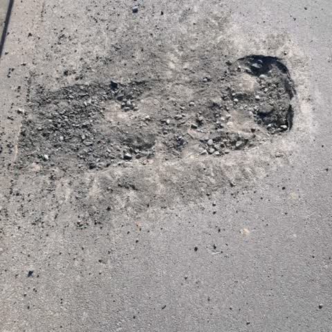 Roading/Streets, a report photo