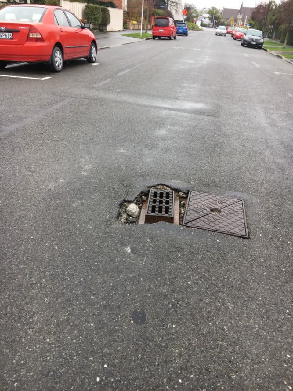 The photograph attached to this roading/streets report