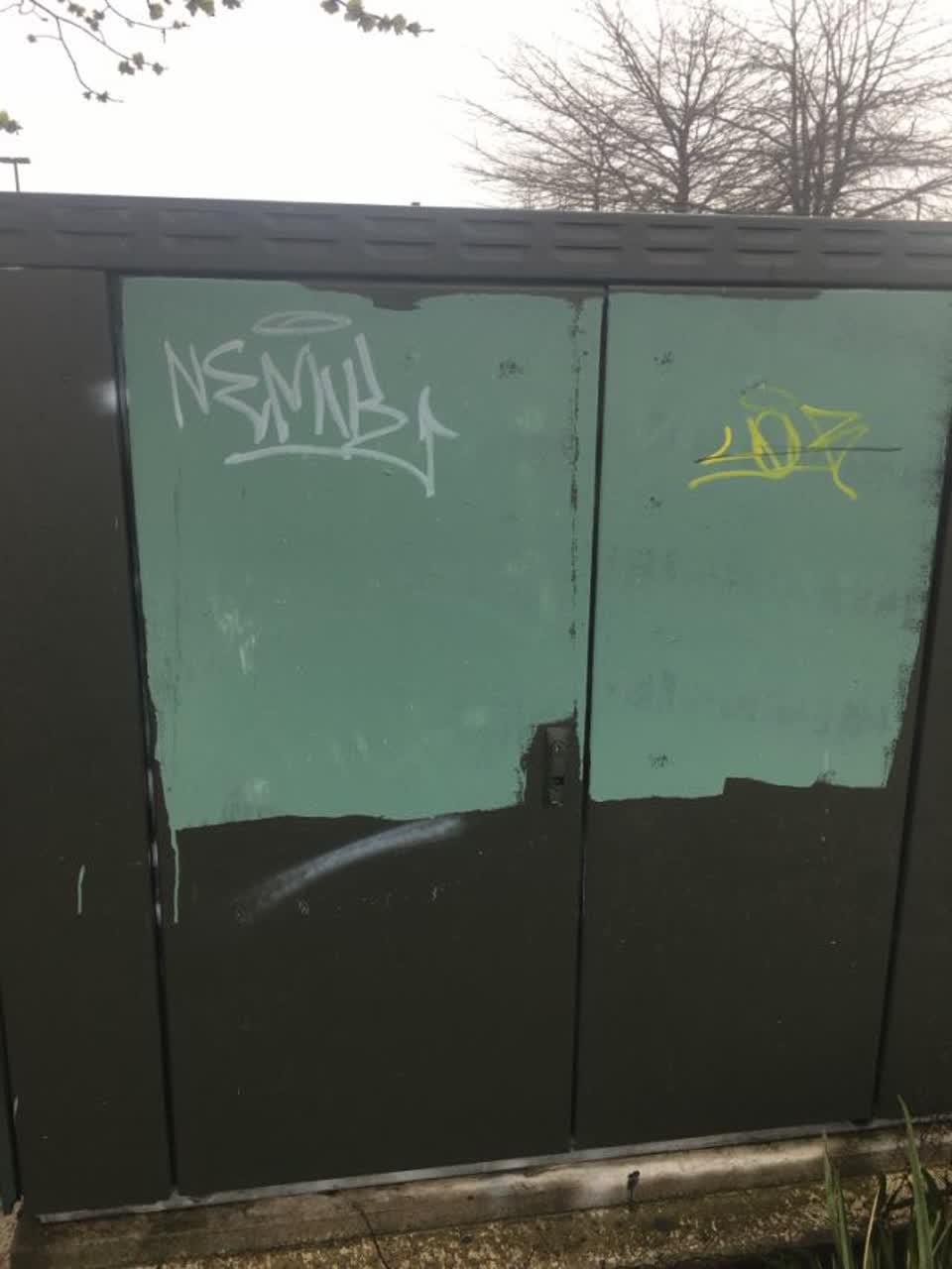 The photograph attached to this graffiti report