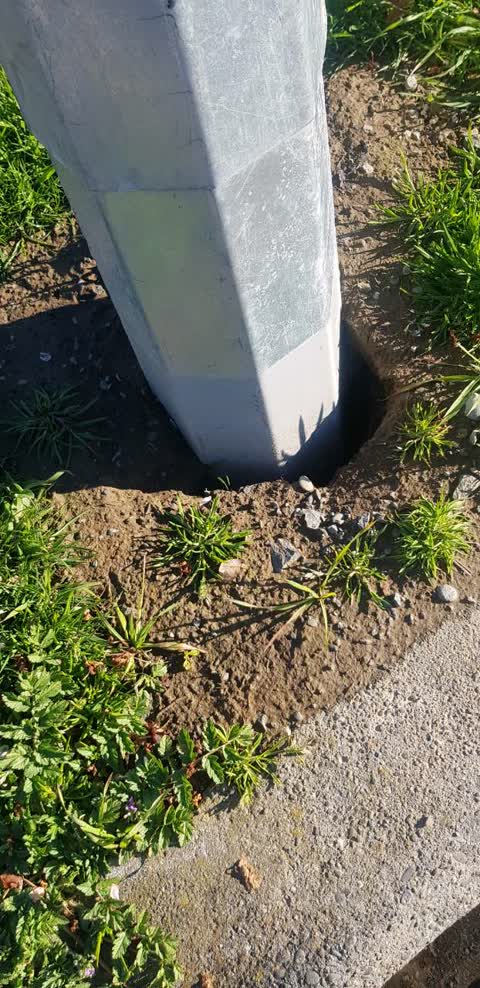 Roading/Streets, a report photo