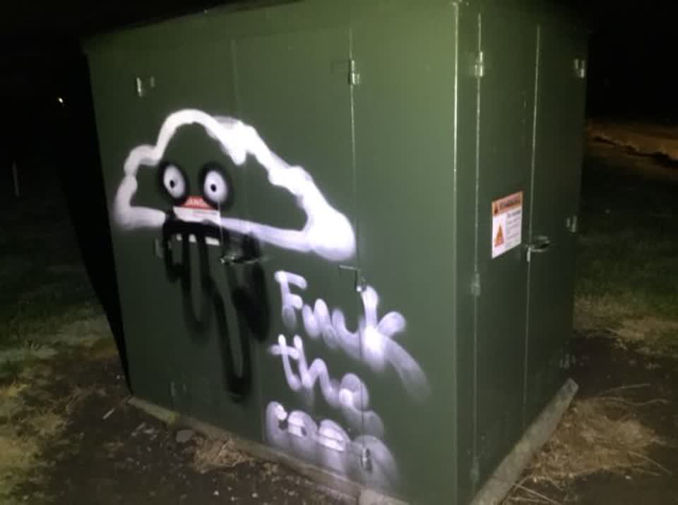 The photograph attached to this graffiti report