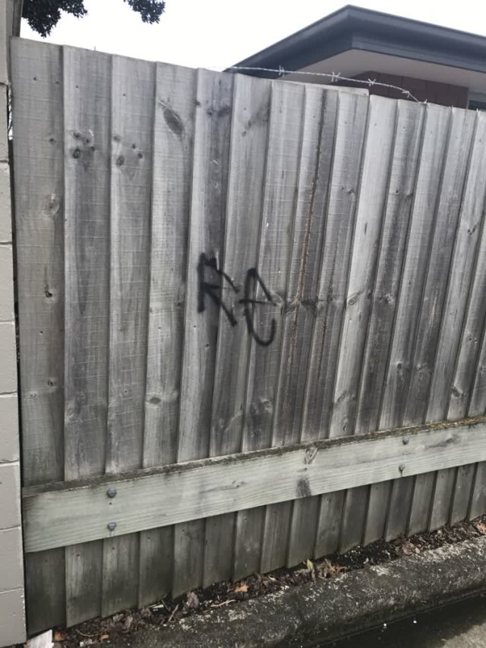 The photograph attached to this graffiti report