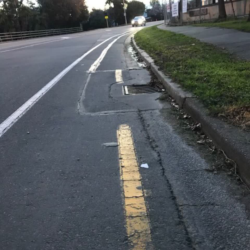 The photograph attached to this roads - general report
