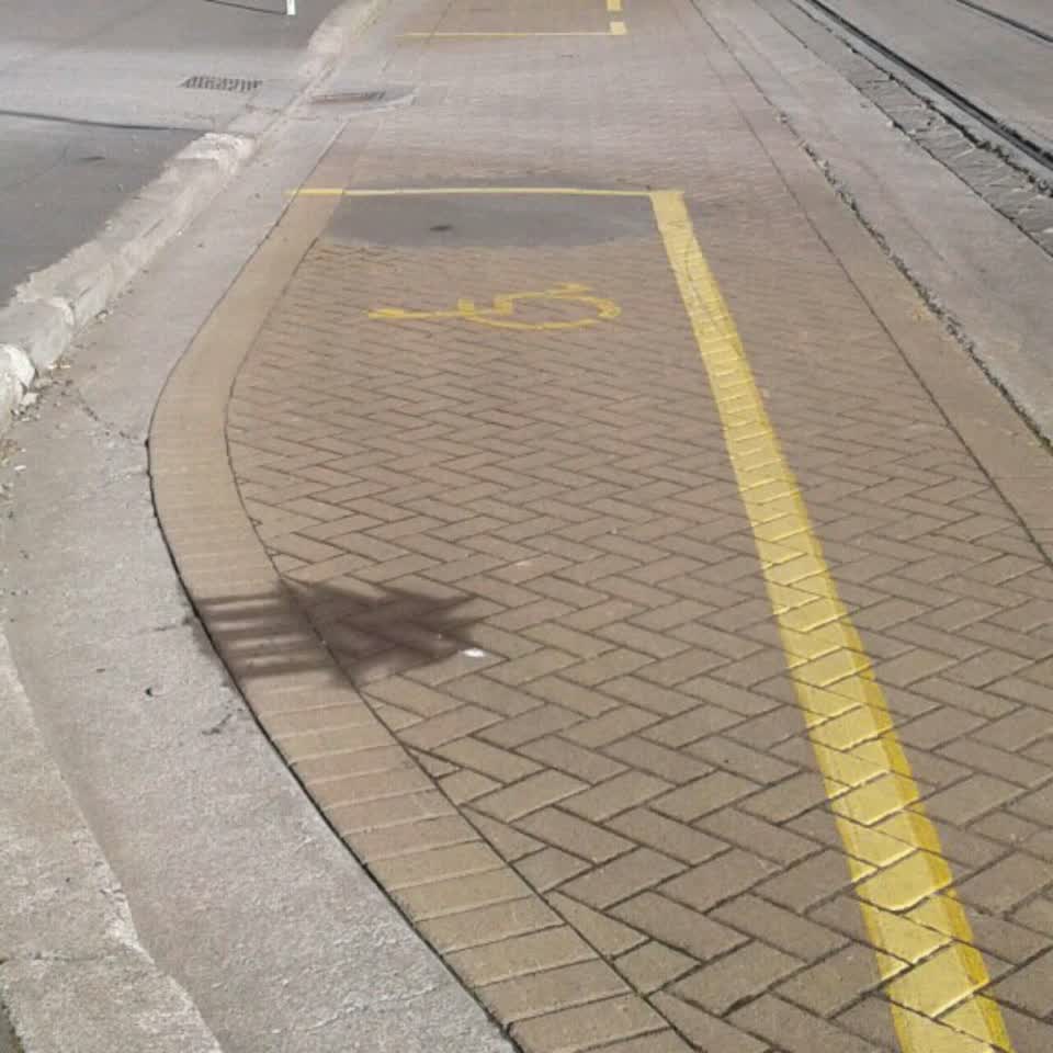 The photograph attached to this parking - disabled report