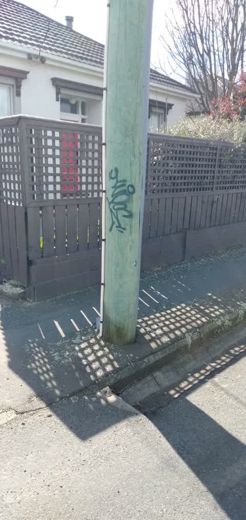 Graffiti - General, a report photo