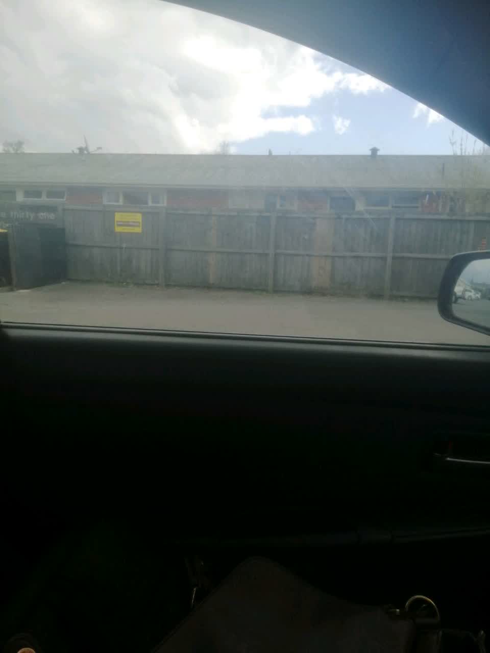 The photograph attached to this graffiti - general report