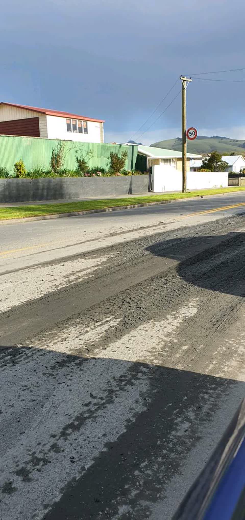 The photograph attached to this street cleaning report