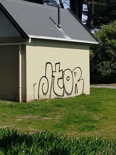 Graffiti, a report photo
