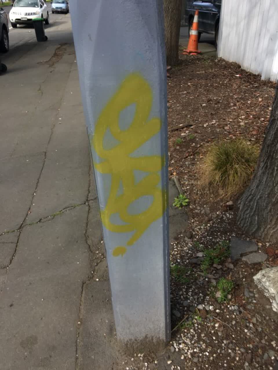 The photograph attached to this graffiti report