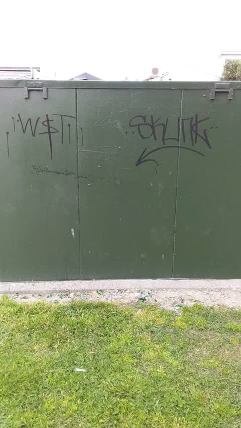 Graffiti, a report photo