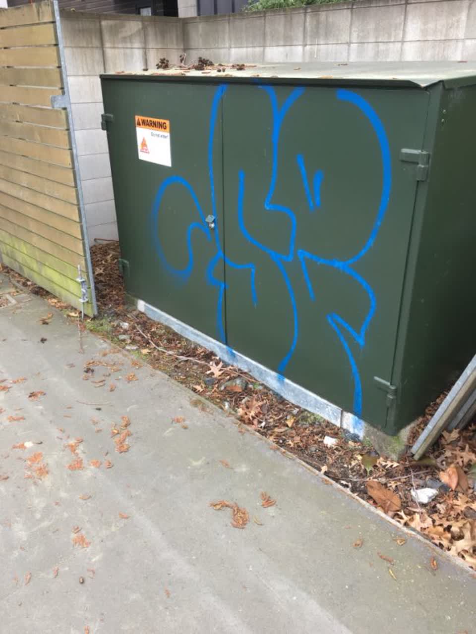 The photograph attached to this graffiti report