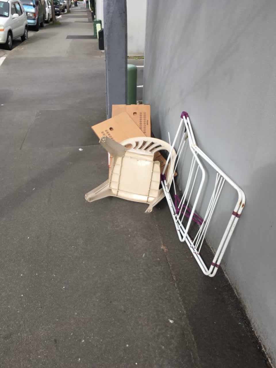 The photograph attached to this rubbish/recycling report