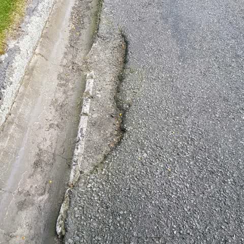 Roading/Streets, a report photo