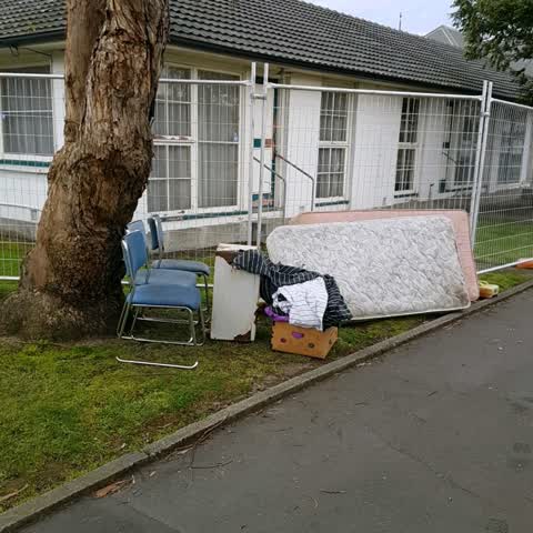 Rubbish/Recycling, a report photo