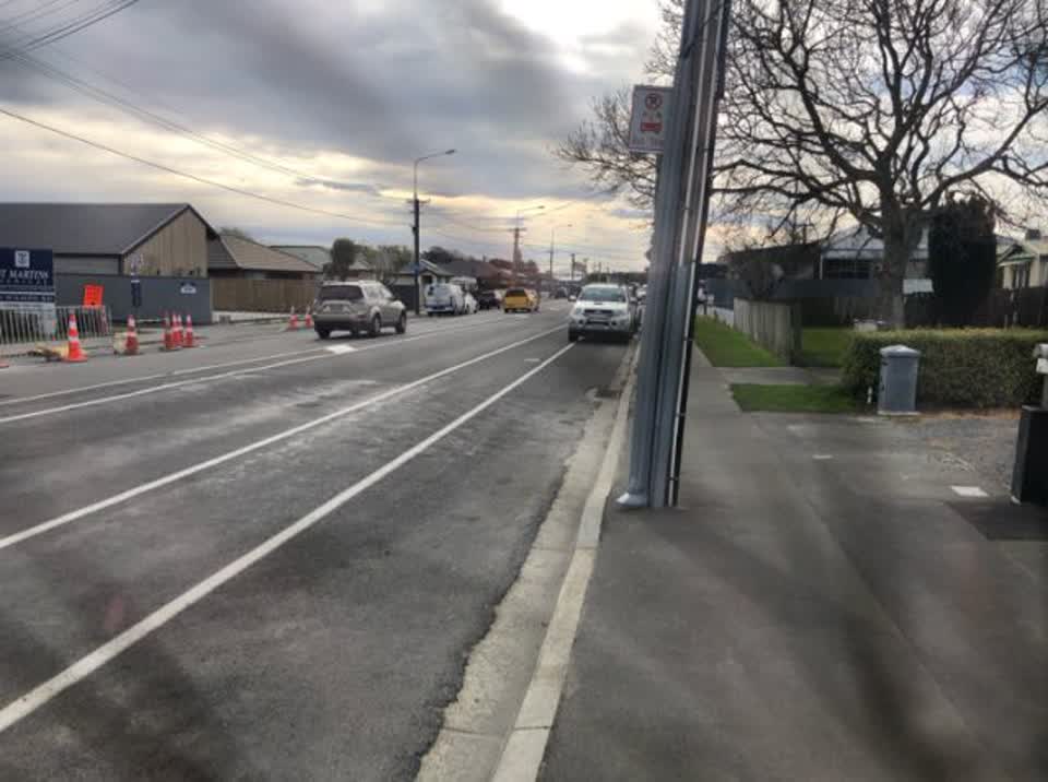 The photograph attached to this roading/streets report