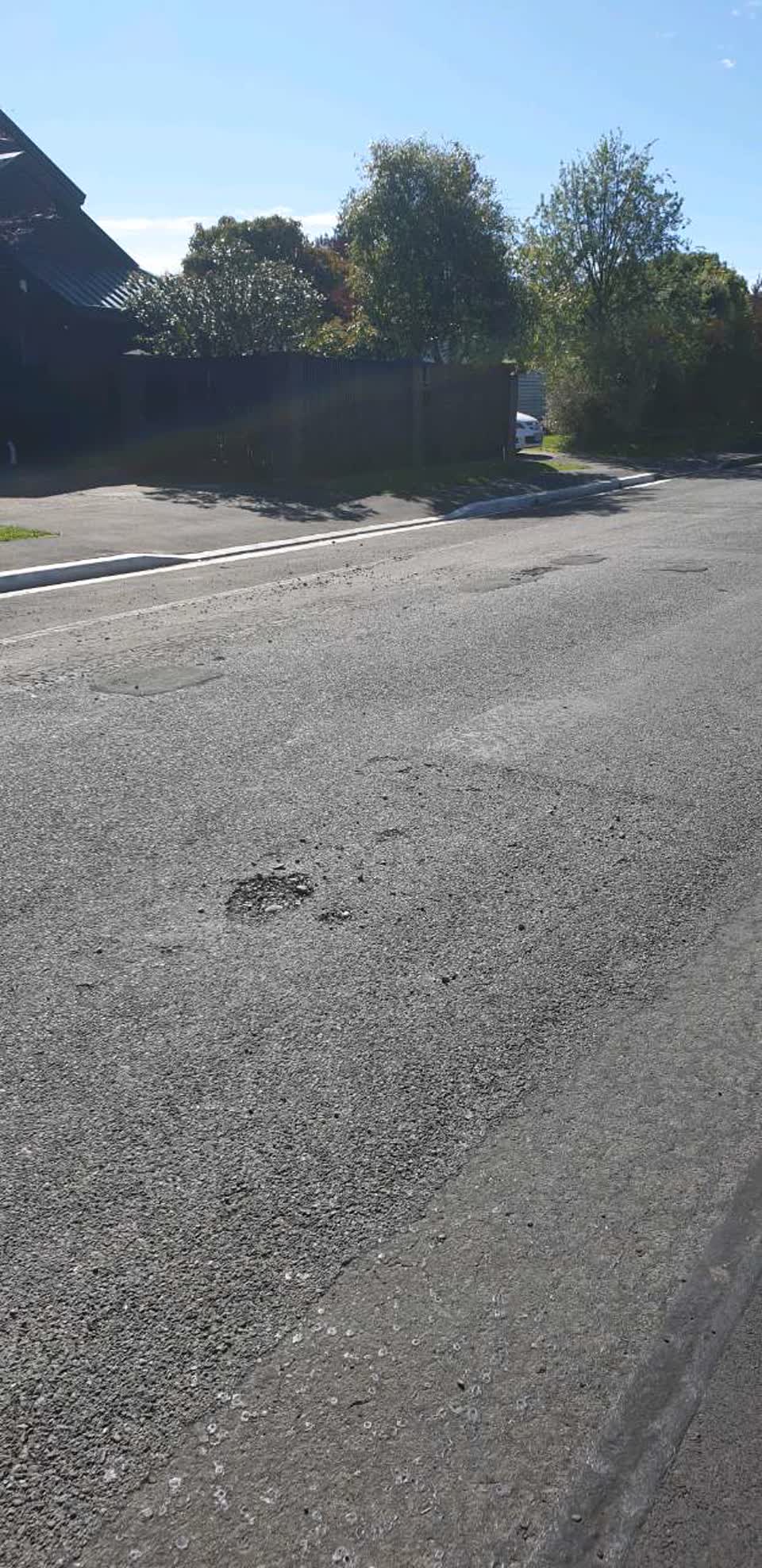 The photograph attached to this roading/streets report