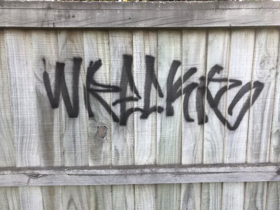 The photograph attached to this graffiti report
