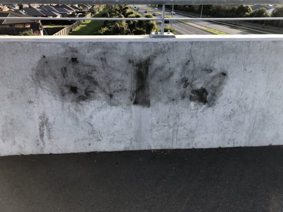 The photograph attached to this graffiti report