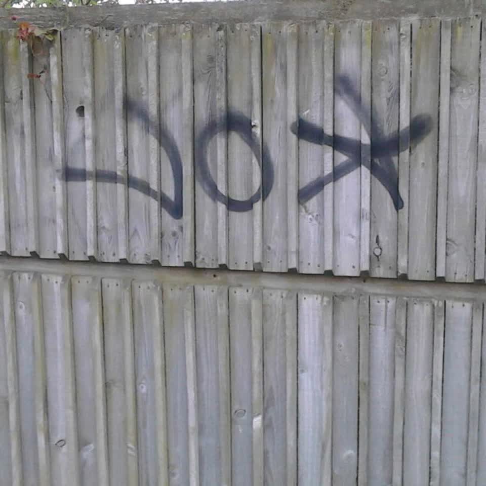 The photograph attached to this graffiti report