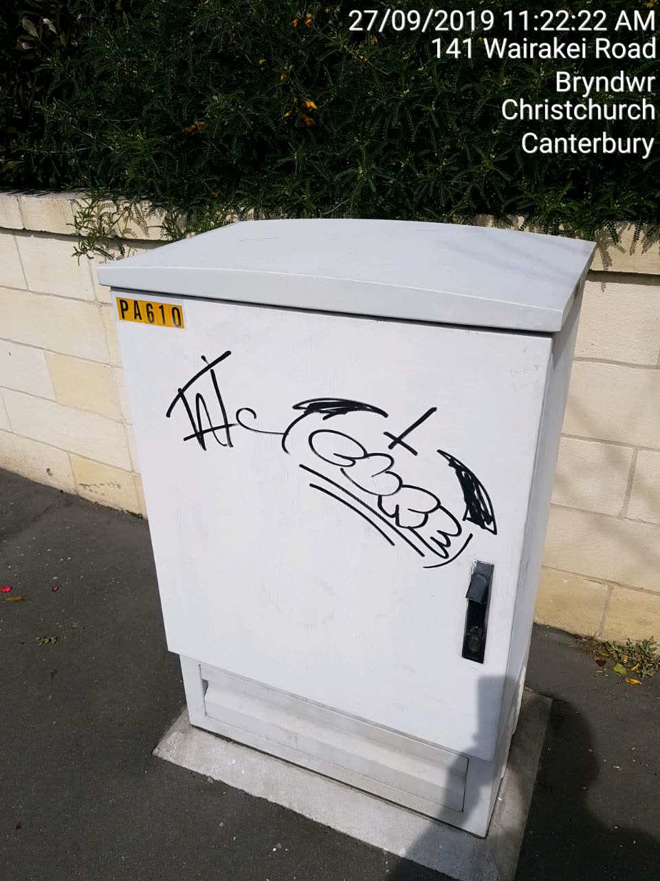 The photograph attached to this graffiti report