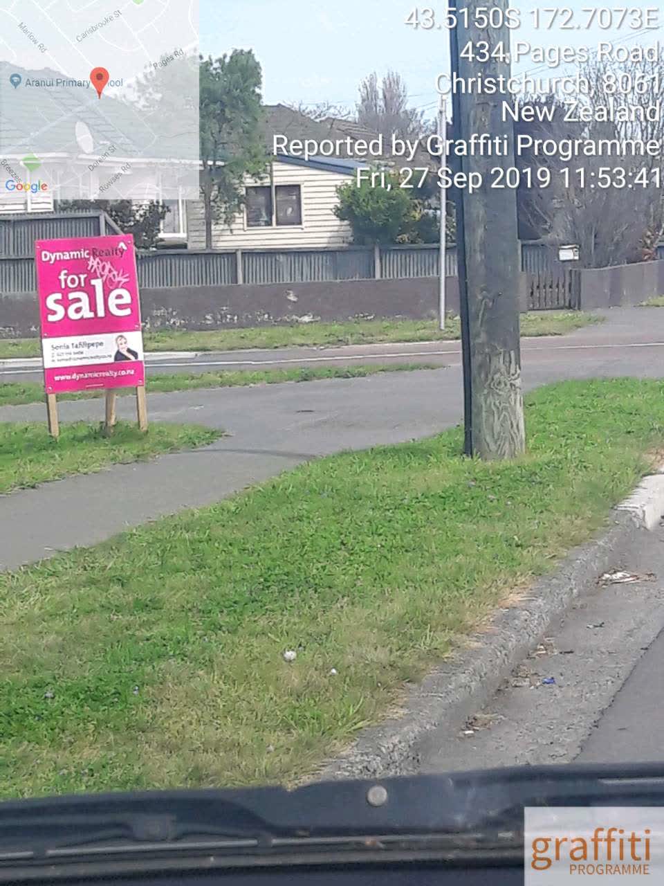 The photograph attached to this graffiti report