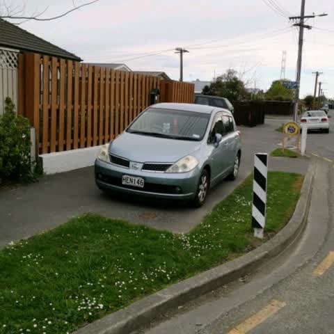 Roading/Streets, a report photo