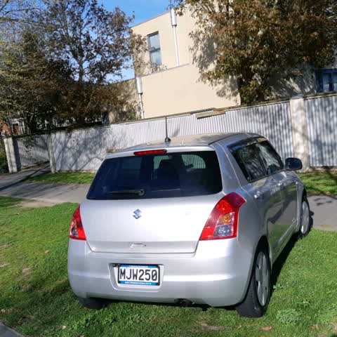 Roading/Streets, a report photo