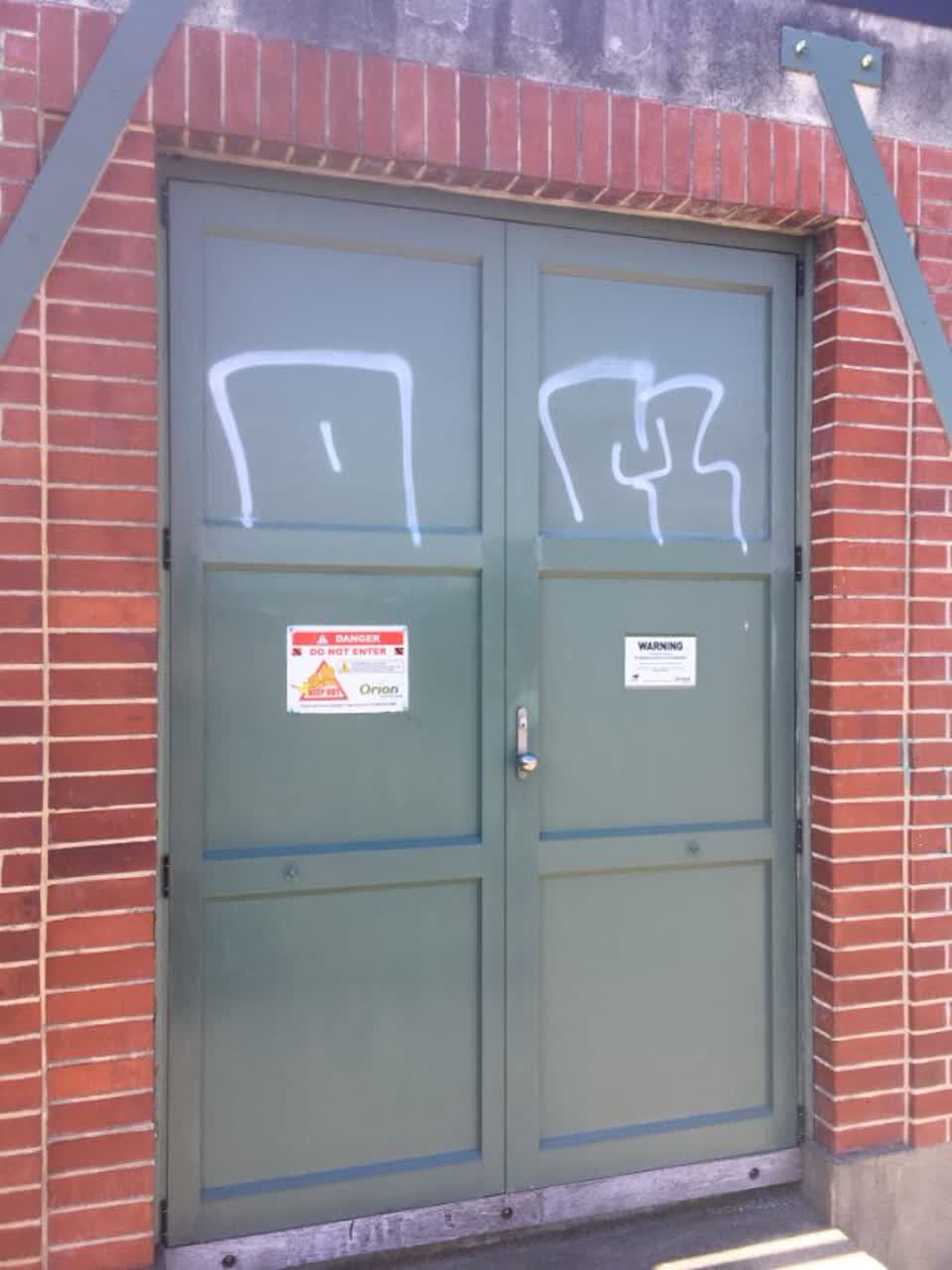 The photograph attached to this graffiti report