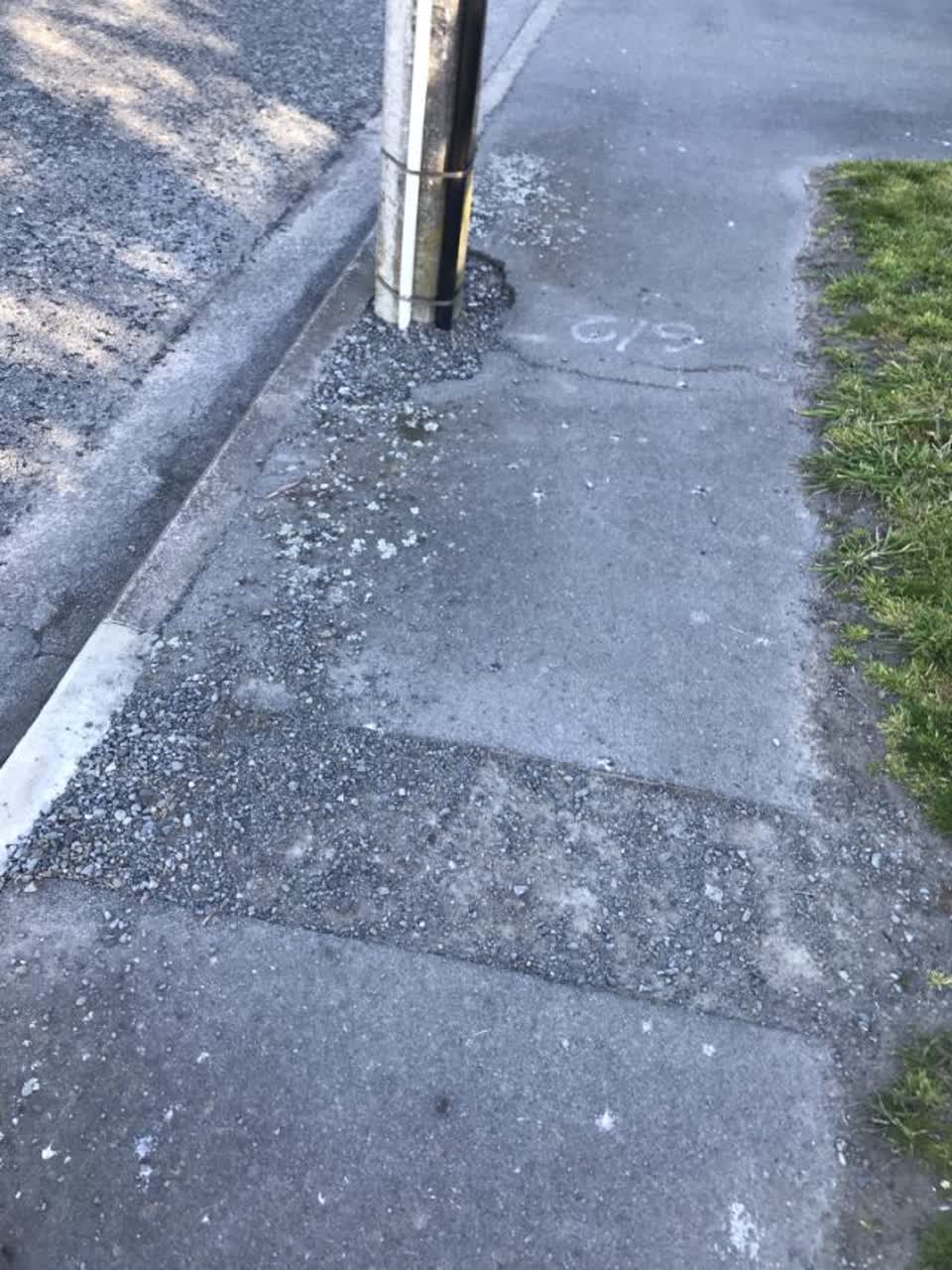 The photograph attached to this roading/streets report