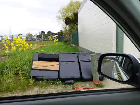 Rubbish/Recycling, a report photo