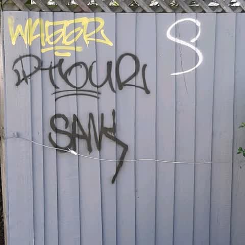Graffiti, a report photo
