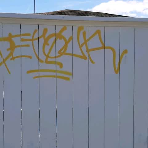 Graffiti, a report photo