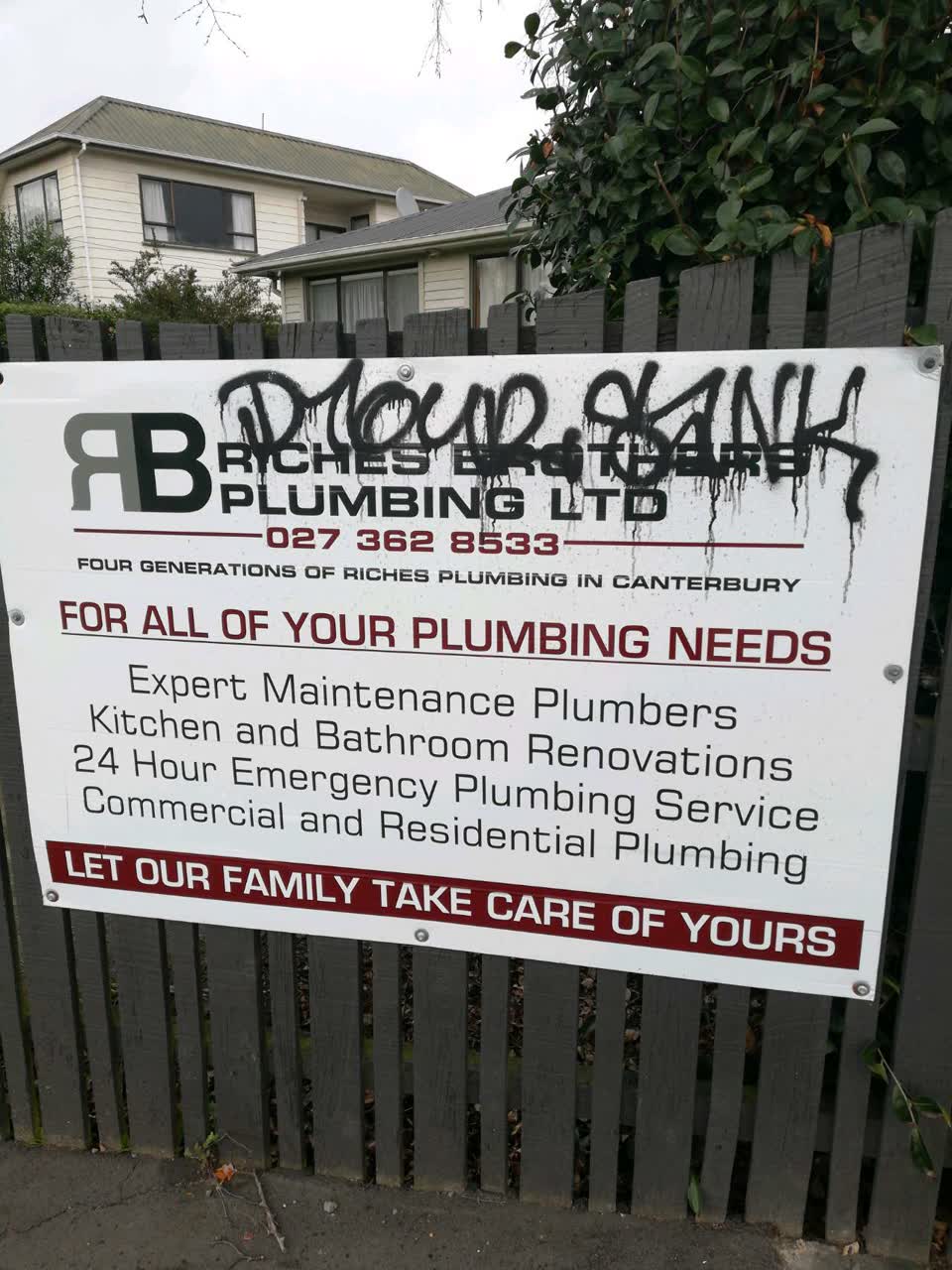 The photograph attached to this graffiti report