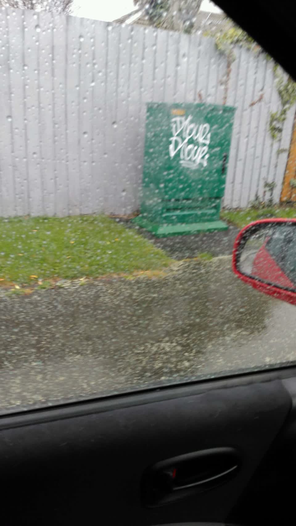 The photograph attached to this graffiti report