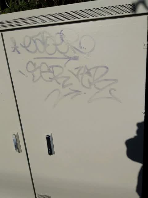 Graffiti, a report photo