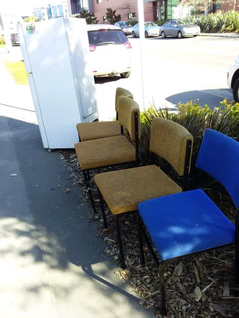 Rubbish/Recycling, a report photo