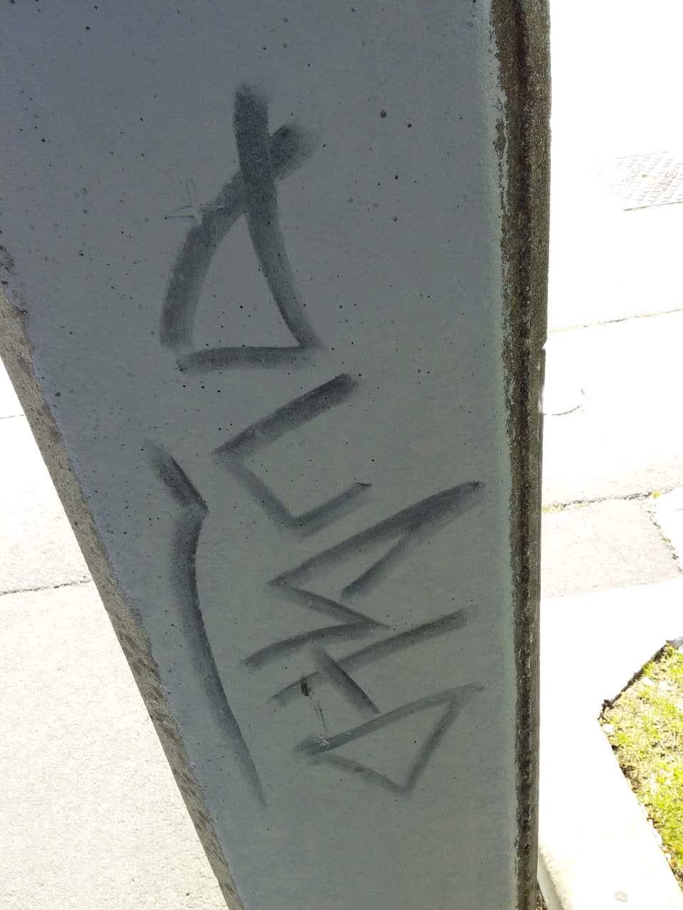 The photograph attached to this graffiti report