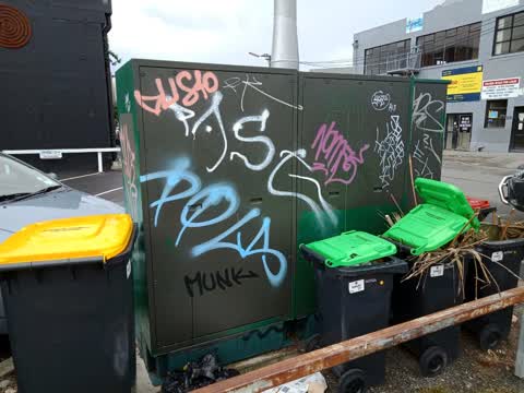 Graffiti, a report photo