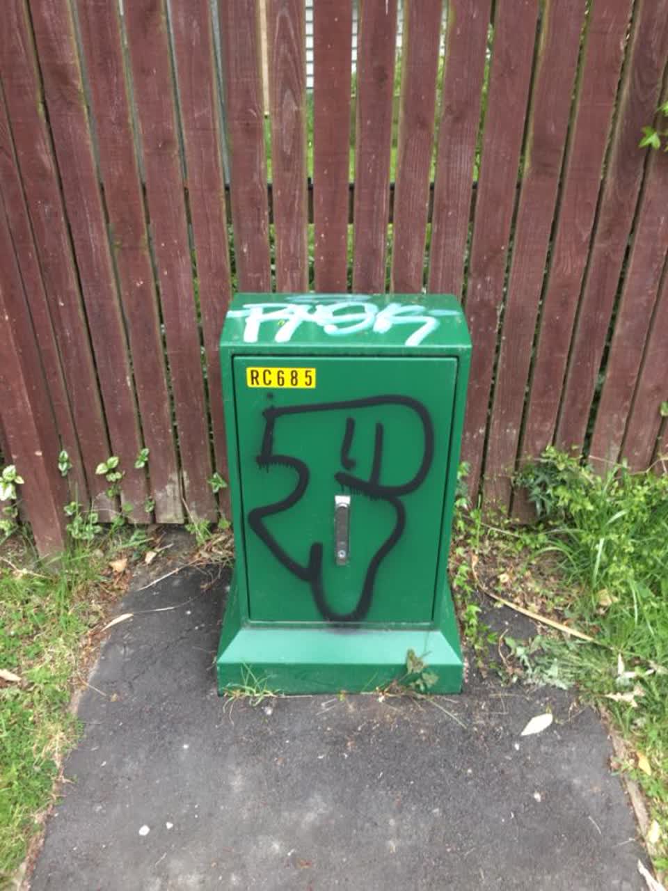 The photograph attached to this graffiti report