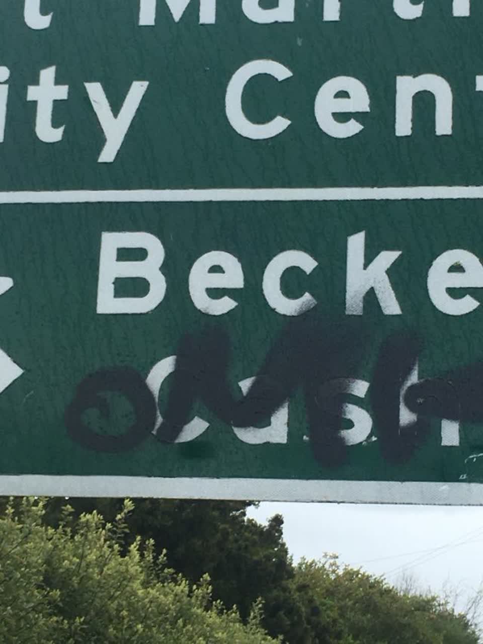 The photograph attached to this graffiti report