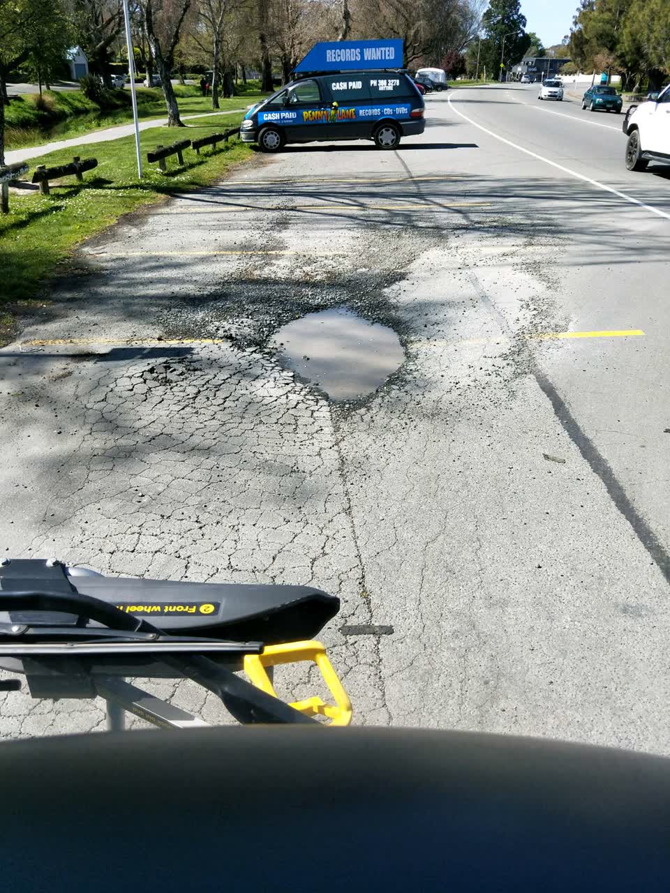The photograph attached to this roading/streets report