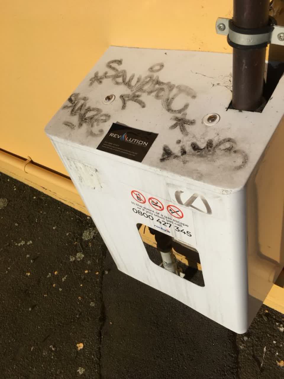The photograph attached to this graffiti report